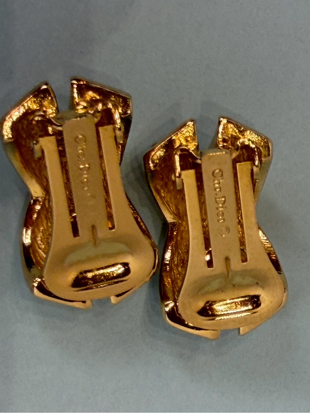 Christian Dior Vintage Gold Crystal Clip Earrings Signed Designer Statement - Picture 6 of 8